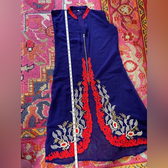 Blue Sheer Embroidered Kurta - Picture 15 of 16